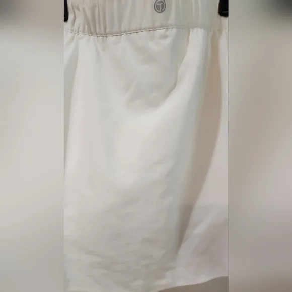 Women's Talbots White Skort, Size L - Picture 9 of 10